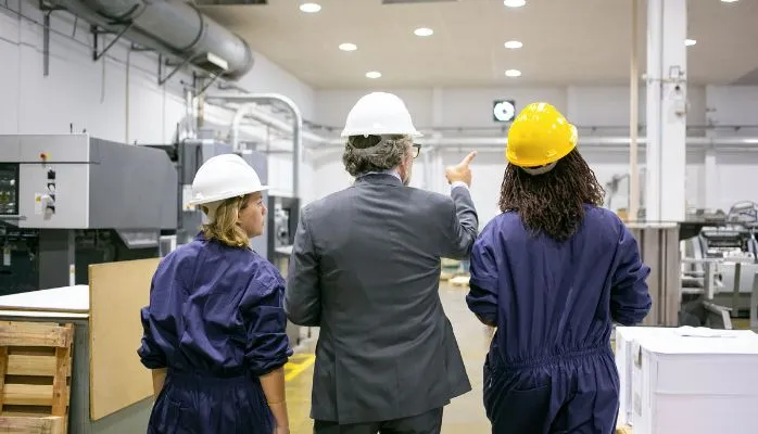Définition de l'usage industriel d'un local et exclusion du droit de préférence